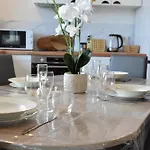 Refuge Du Chateau Avec Terrace * Manom