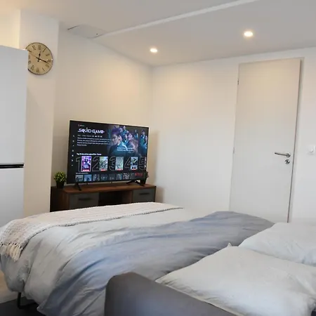 Refuge Du Château Avec Terrace * Manom