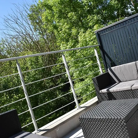 Refuge Du Chateau Avec Terrace Lägenhet Manom