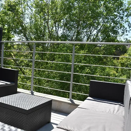 Lägenhet Refuge Du Chateau Avec Terrace *