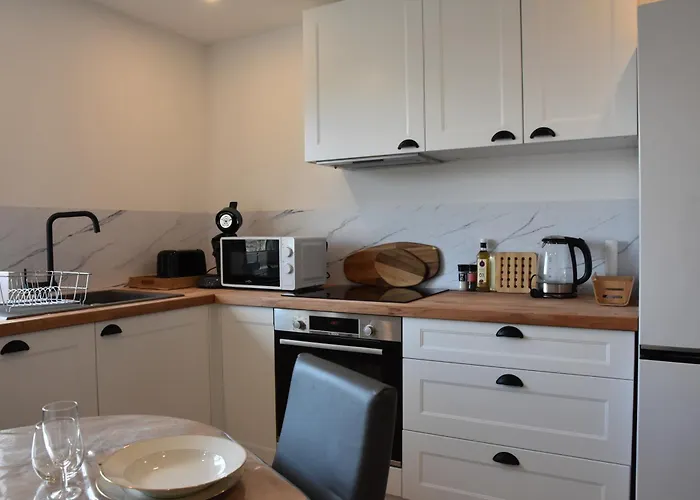 Refuge Du Chateau Avec Terrace Manom