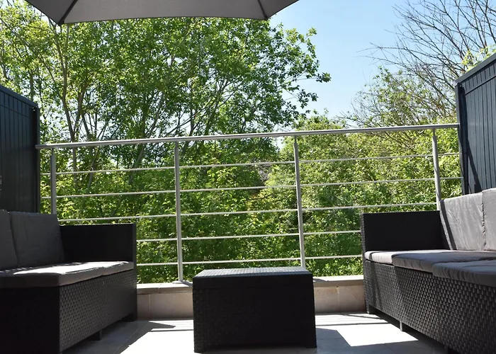 Refuge Du Chateau Avec Terrace